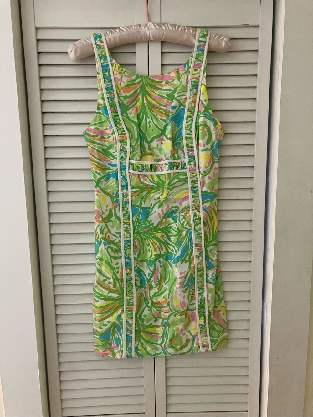 Lilly Pulitzer Elephant Sheath Dress Pastel Floral Print Size 2
